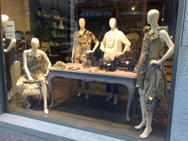 MANNEQUINS HISTORY