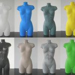 五颜六色的人体模特和五颜六色的半身像
